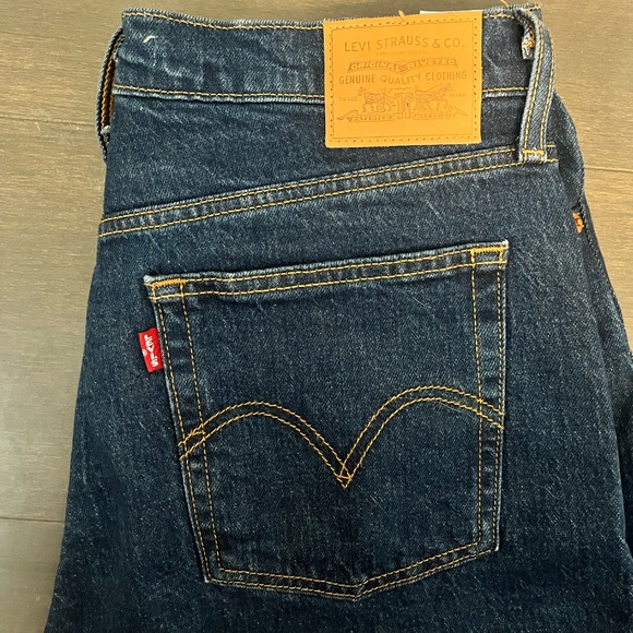 NWOT Levi’s Wedgie Fit Midnight Blue Wash - Picture 4 of 5